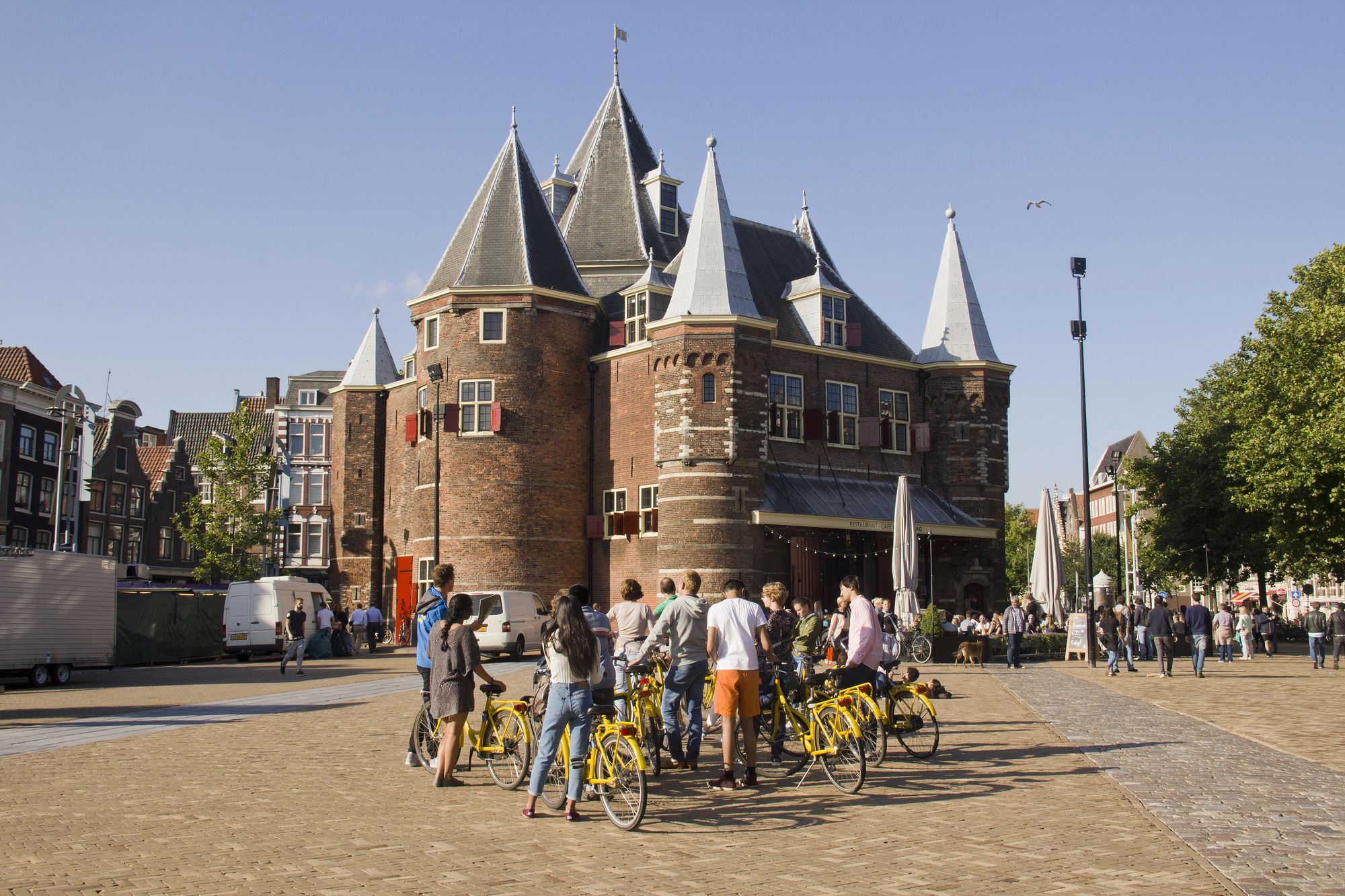 guide touristique velo emploi job cycliste