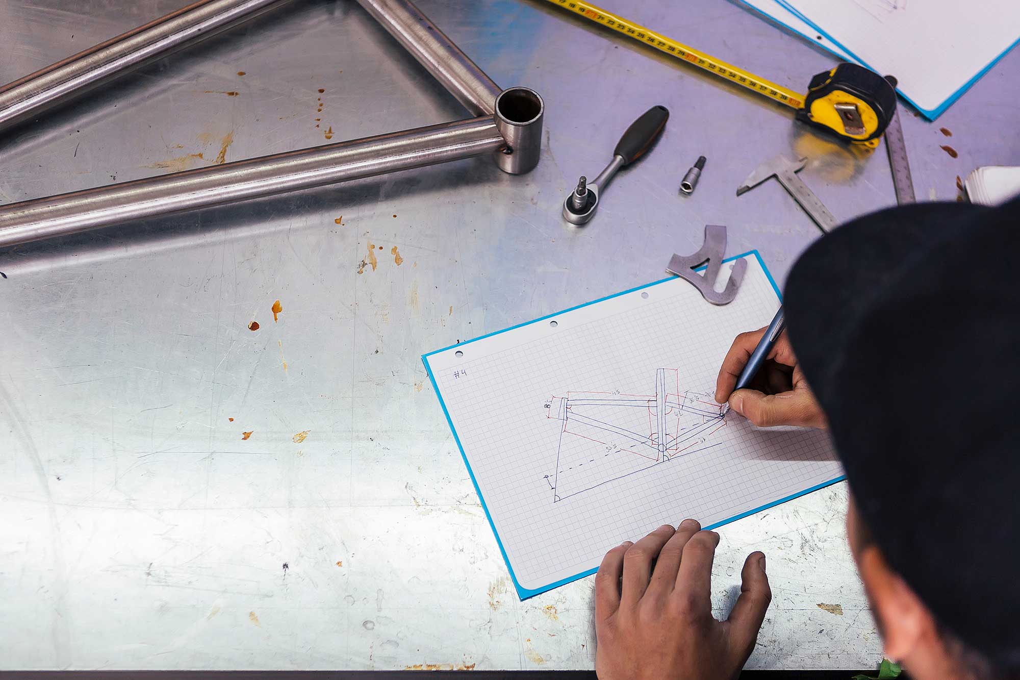 L’ingénieur en recherche et développement, ou R&D ingenieur developpement cao velo