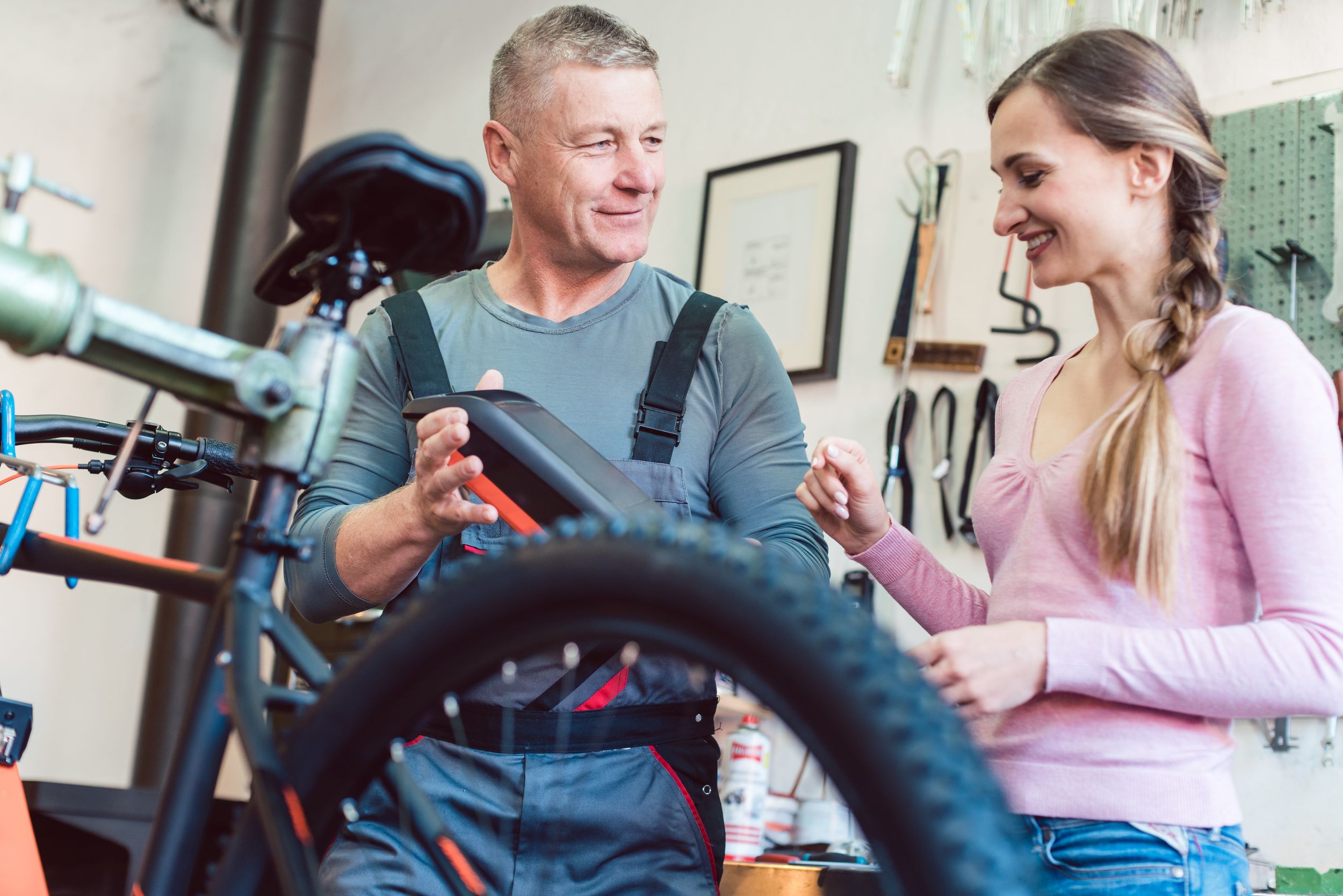 Les programmes de stage et d'apprentissage dans l'industrie du vélo
