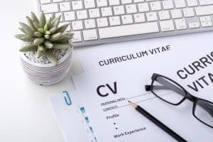 Références sur le CV : comment et où les mentionner ?