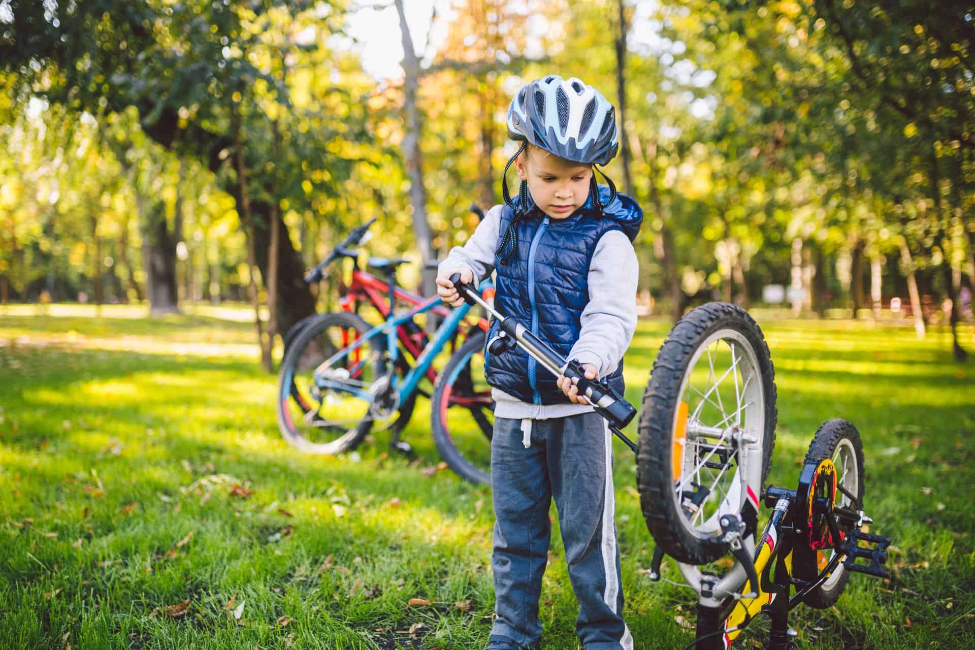Le secteur du vélo recrute : quelles formations privilégier pour trouver un emploi ?