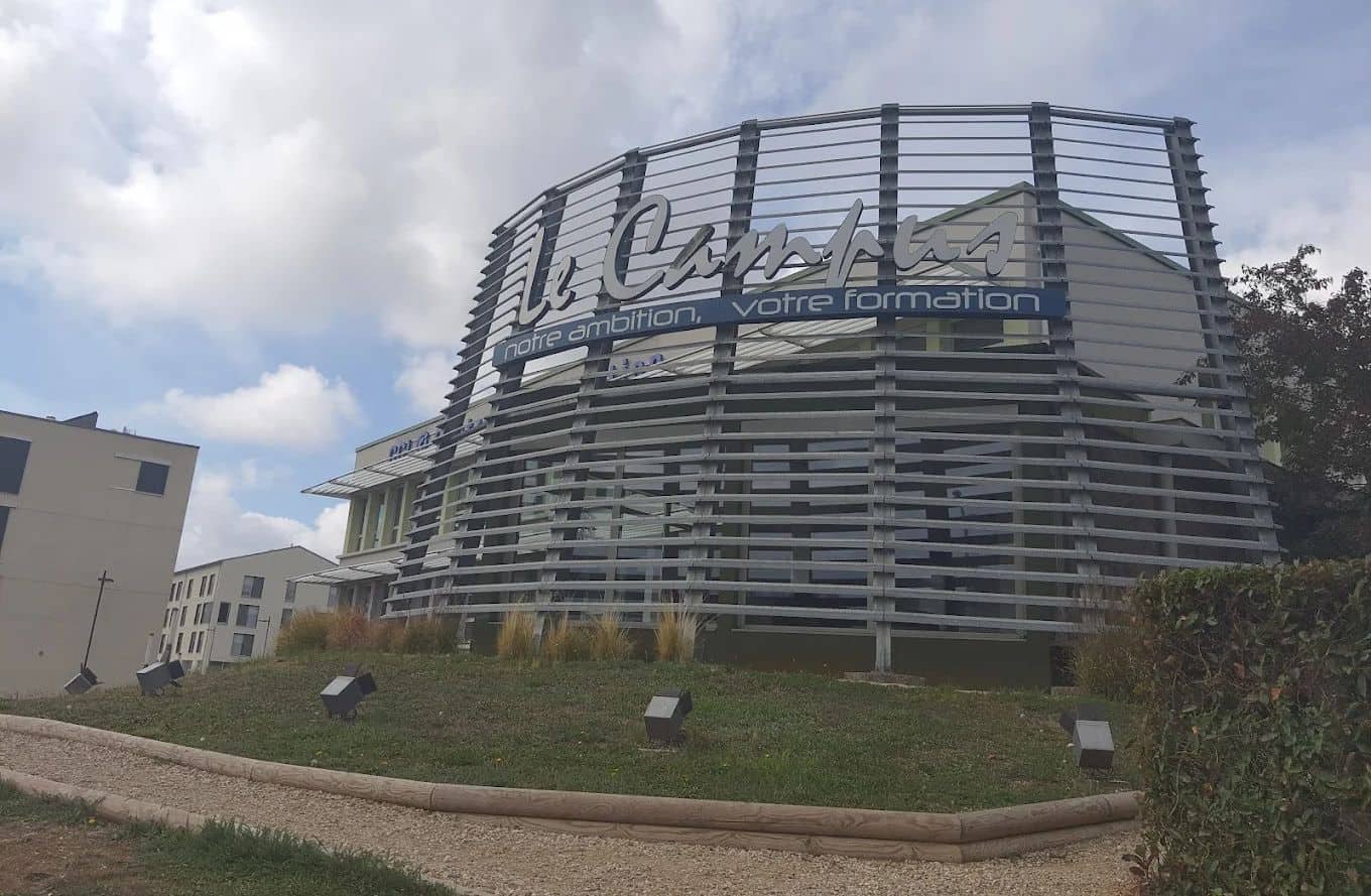 Campus - CCI du Cantal campus cci cantal aurillac