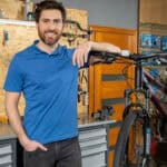 Fidéliser ses techniciens et vendeurs vélo : 5 leviers RH à connaître