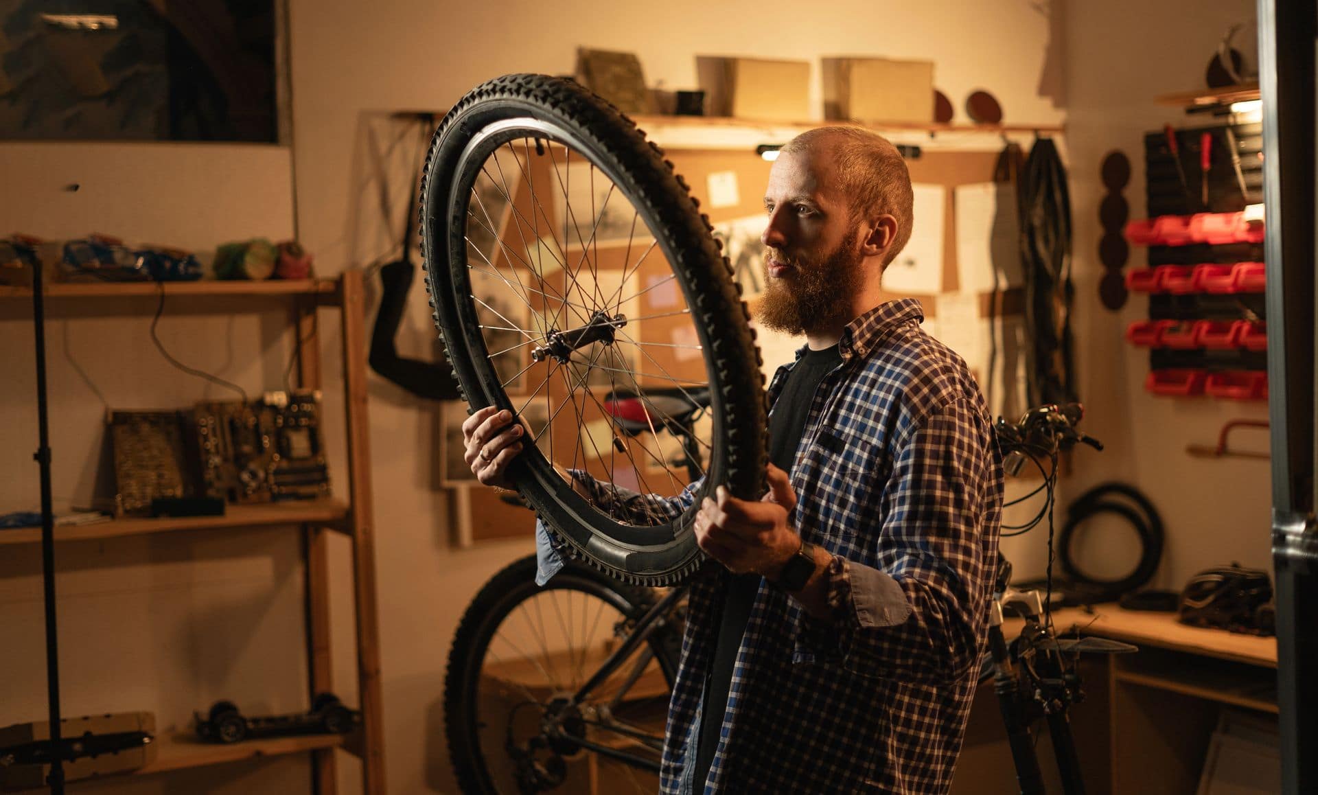 technicien cycle répare roue de vélo technicien reparateur velo recrutement
