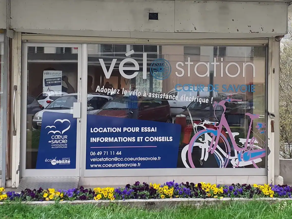 Vélostation Cœur de Savoie à Montmélian. velostation cœur savoie montmelian